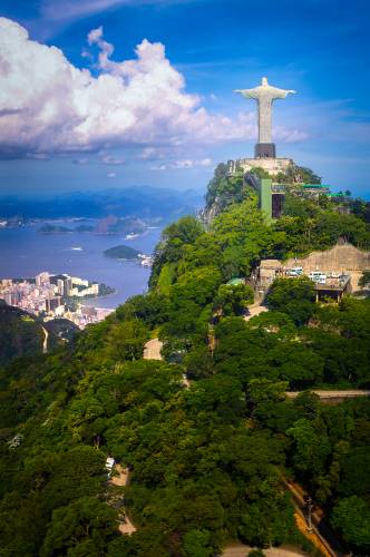 Гора в Рио, Иисус