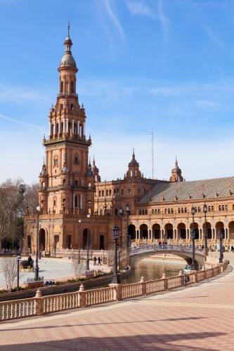 Испанская площадь в Севилье, Испания #72697627